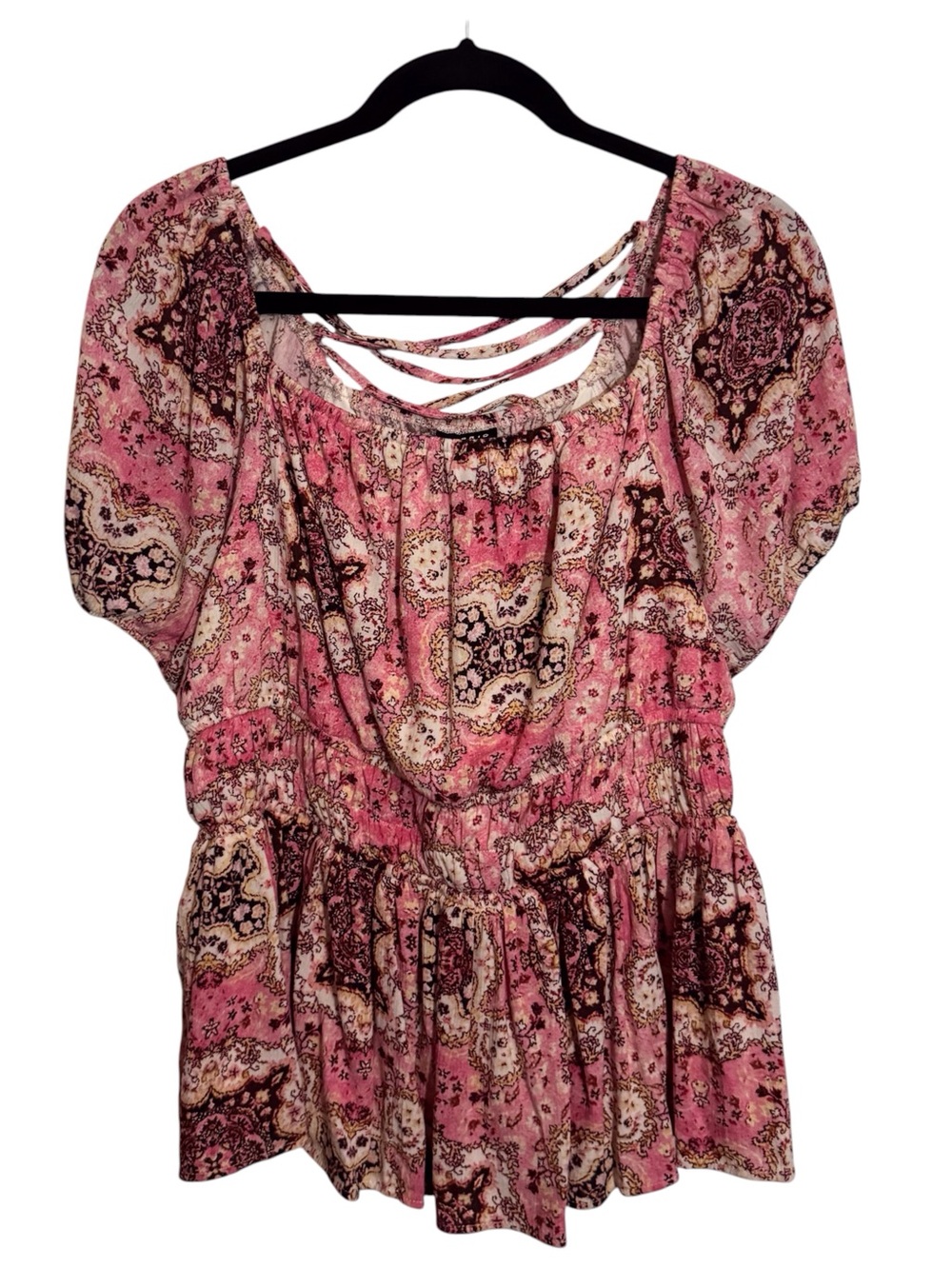 Torrid Size 1X Pink Floral Peplum Blouse Top Criss Cross Back Stretch Fairy Boho